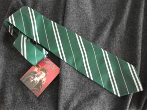 OFFICIAL WARNER BROS. HARRY POTTER SLYTHERIN HOUSE TIE