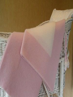 Pink and White Cashmere Baby Blanket (90 x120cm)